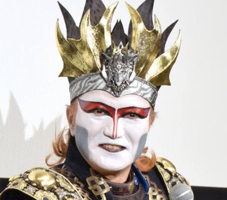 デーモン小暮閣下